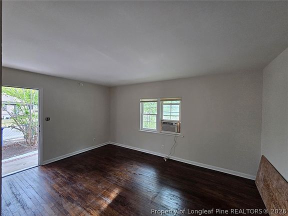 2nd image of 1110 Morgan St