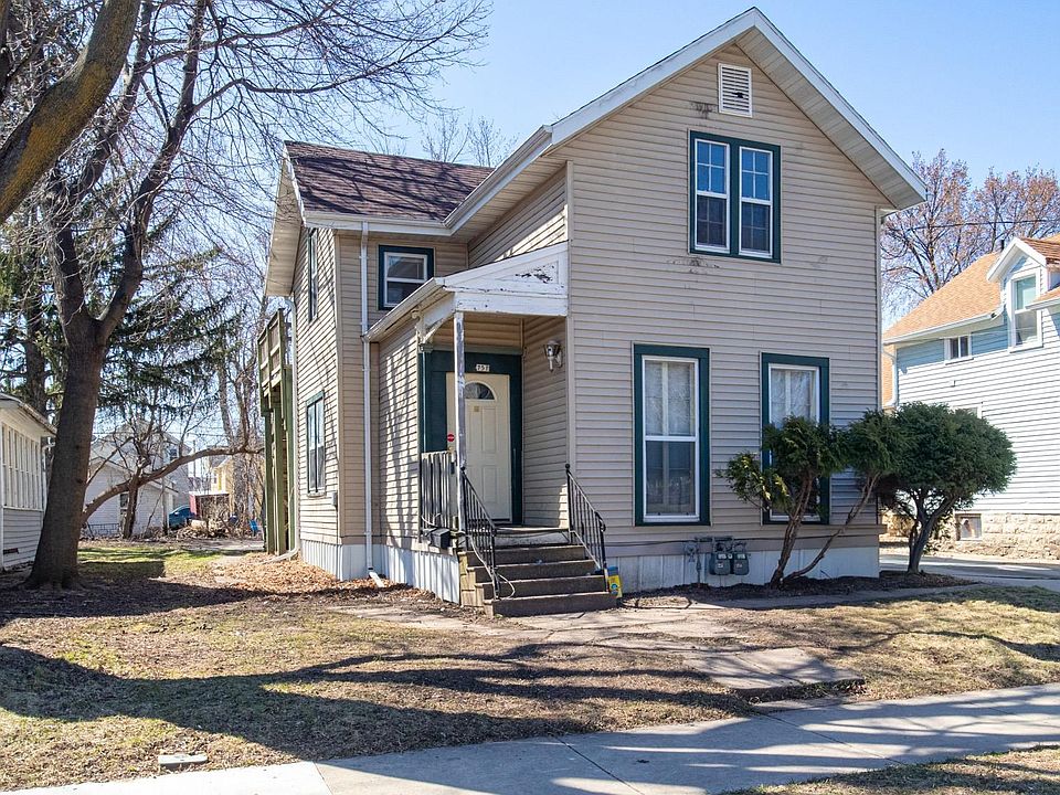 1st image of 751 Woodland Ave