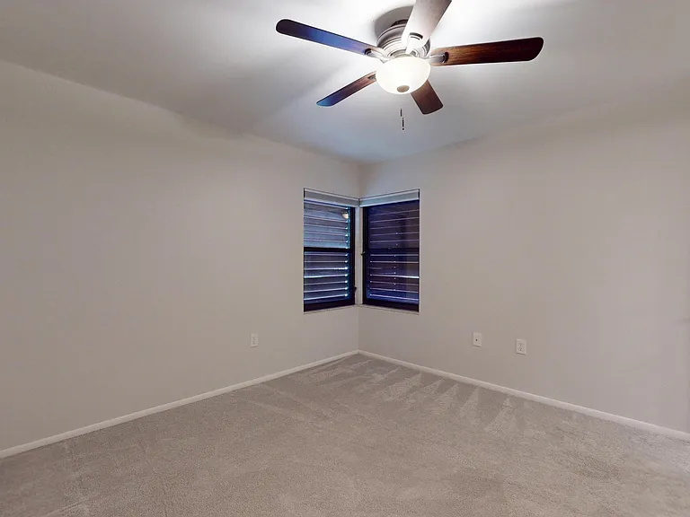 418 Spring Lakes Blvd — Photo 17