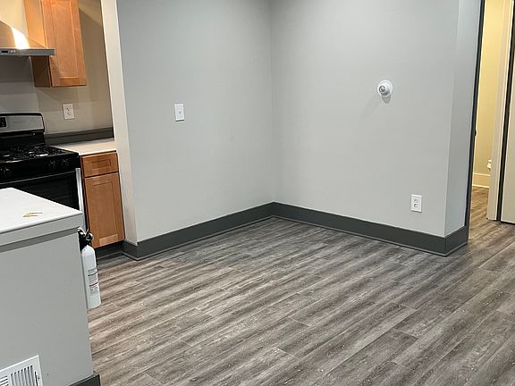 4th image of 363 Minnesota Ave Floor 2