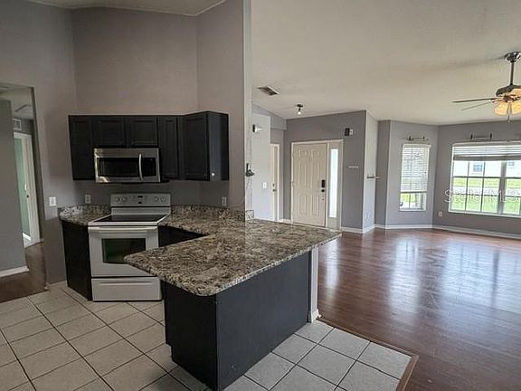 3rd image of 158 EAGLE POINT BOULEVARD