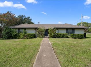 2110 S 11th St, Temple, TX 76504
