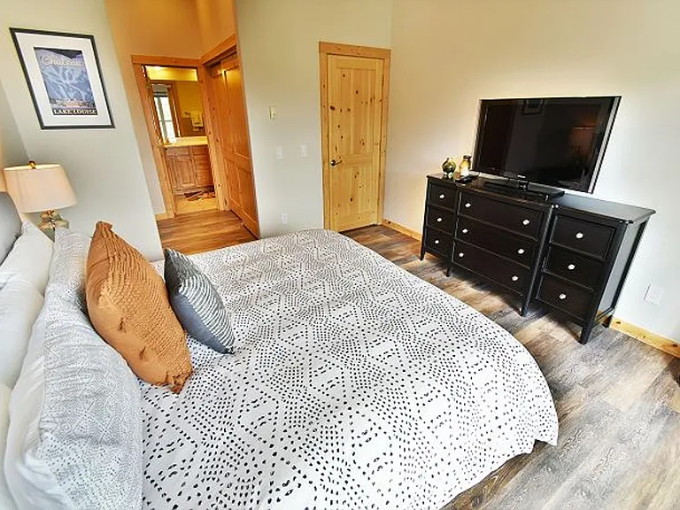 734 E Anemone Trl — Photo 21