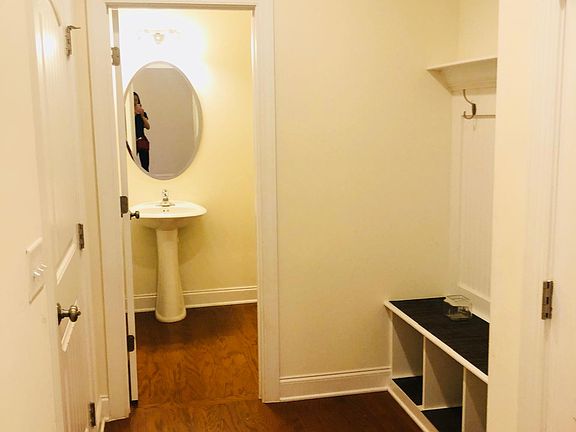 half bathroom at the 1st floor