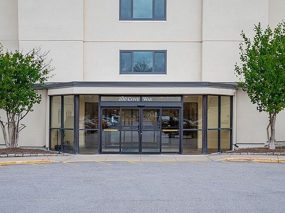 3rd image of 200 Cove Way Unit 509