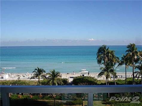 4th image of 4391 Collins Ave #1112