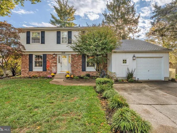 318 S Columbia St, Woodbury, NJ 08096
