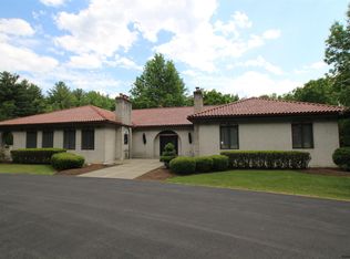 90 Macha Ln, Wynantskill, NY 12198