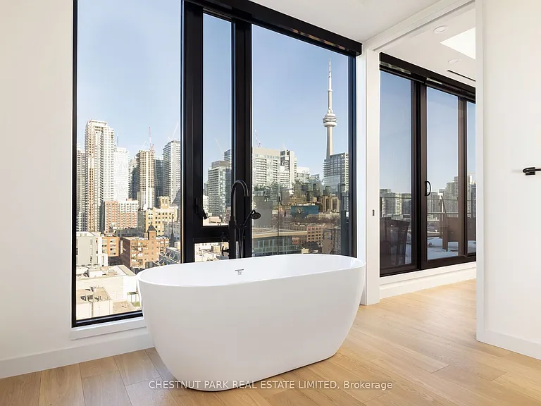 505 Richmond St W #1311 — Photo 31