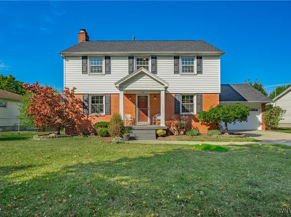 114 Fairways Blvd, Williamsville, NY 14221