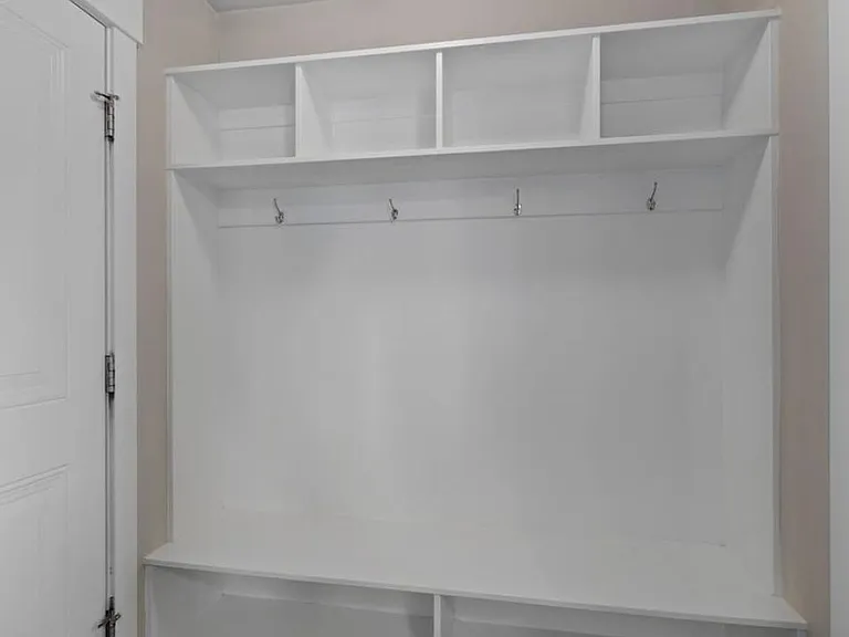 26 S 1000 W — Photo 10