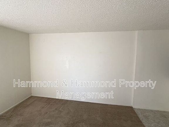 4th image of 911 Ventura Ave Floor 2