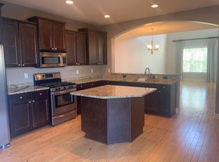 410 S Crescent Way #410, West Des Moines, IA 50266