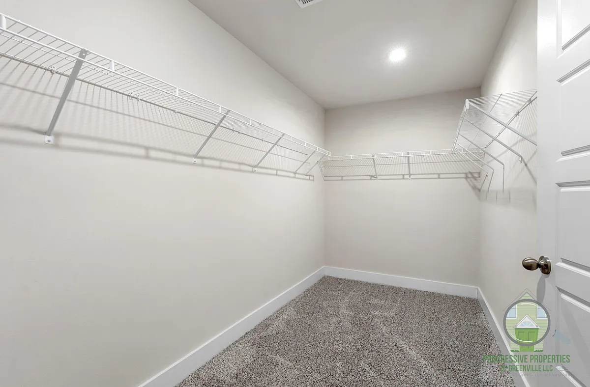 157 Bromes Way - 1 — Photo 2