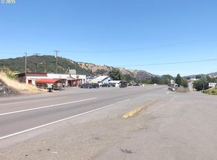 1958 SE Stephens St, Roseburg, OR 97470