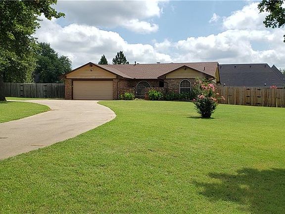 3rd image of 4606 Karen Dr