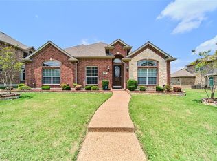 505 Olympia St, Desoto, TX 75115