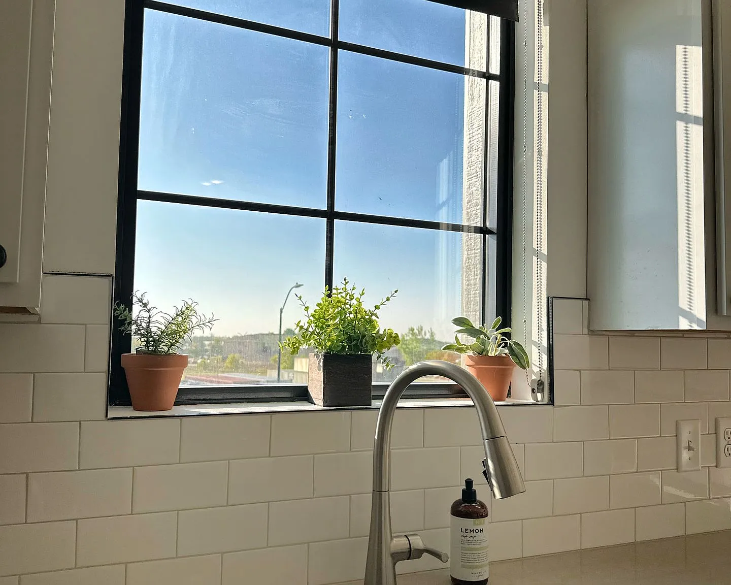 District Place — Photo 1