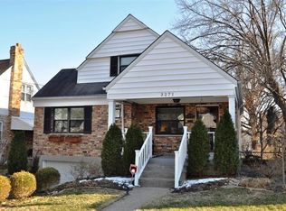 3271 Pickbury Dr, Cincinnati, OH 45211