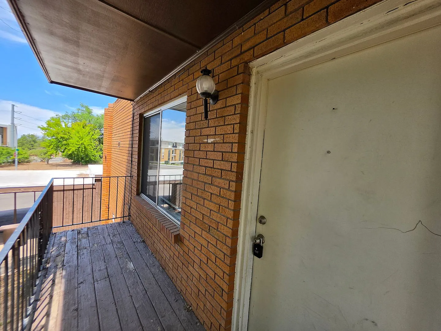 Axel305 (6Plex) — Photo 2