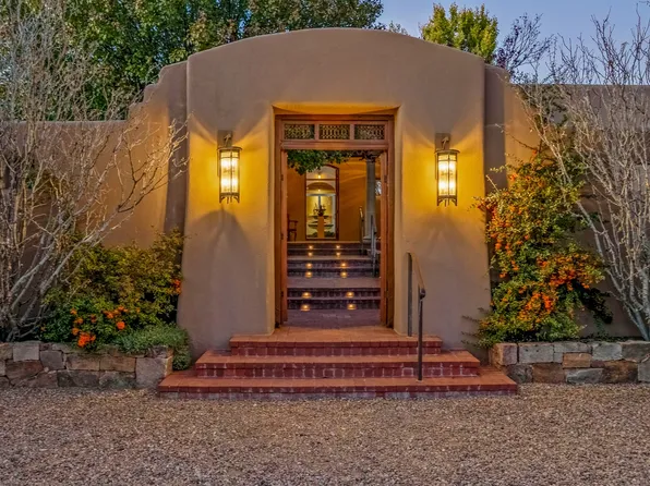 243 Double Arrow Rd, Santa Fe, NM 87505