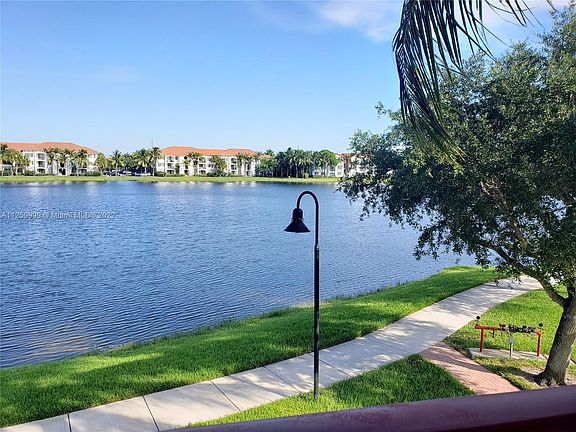 3rd image of 11840 SW 27th St #11840