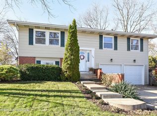 2S130 Kent Rd, Glen Ellyn, IL 60137