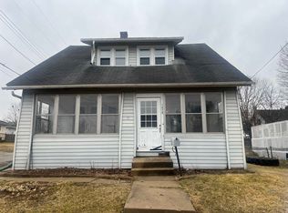1478 S High Ave, Freeport, IL 61032