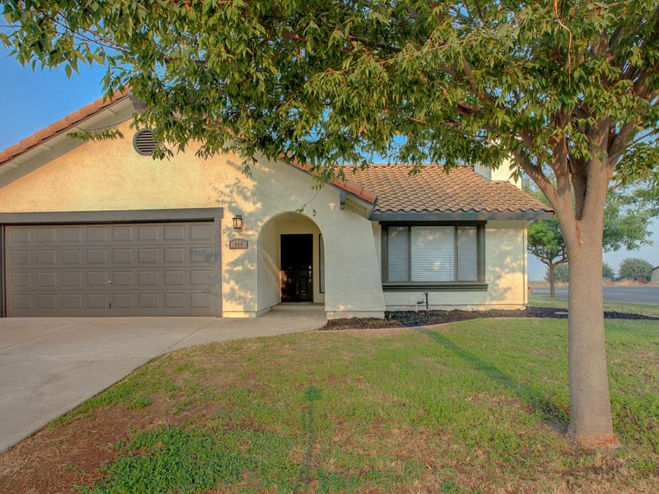 1st image of 948 Arambel Dr
