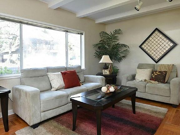 5th image of 16364 E La Chiquita Ave