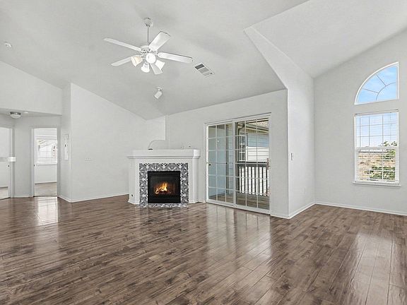 5th image of 3261 E 103rd Pl #1208