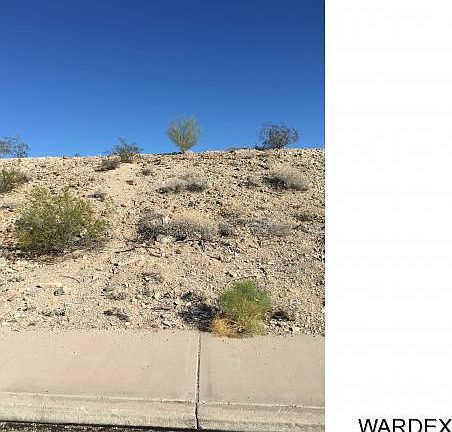 2nd image of 3390 Newport Dr
