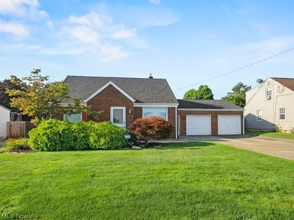 224 Harvey St, Struthers, OH 44471