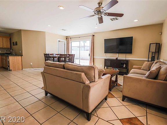 5th image of 3857 Via Lucia Dr