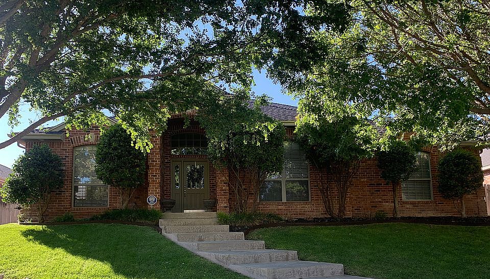 1st image of 2405 Sweetgum Ln