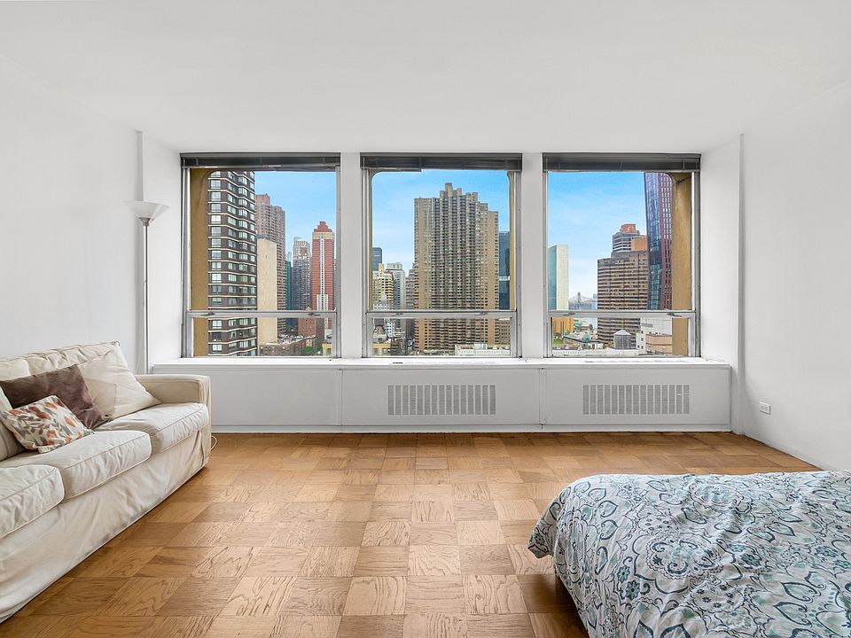 1st image of 330 E 33rd St APT 21G