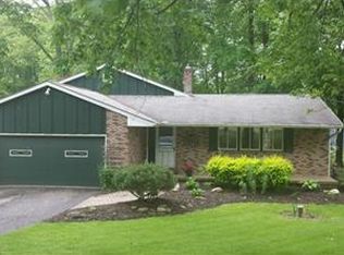 4214 Ridgewood Rd, Akron, OH 44321