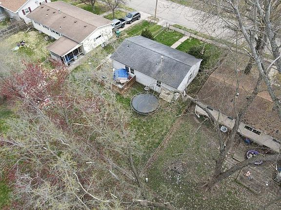 5th image of 1507 S Queen Dr