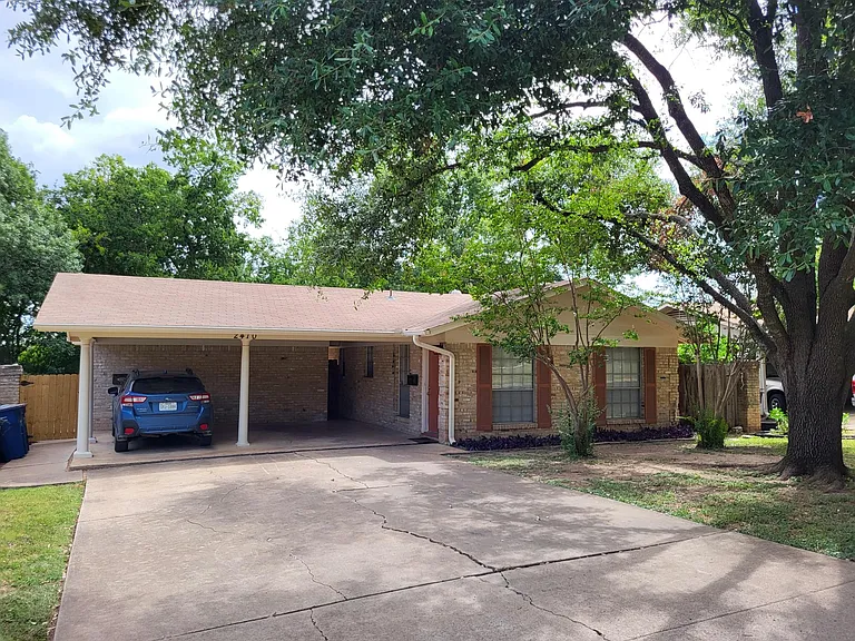 2410 Trailside Dr #A — Photo 1