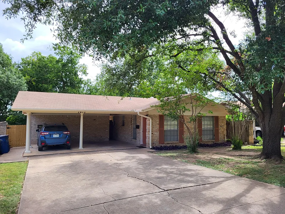 2410 Trailside Dr #A