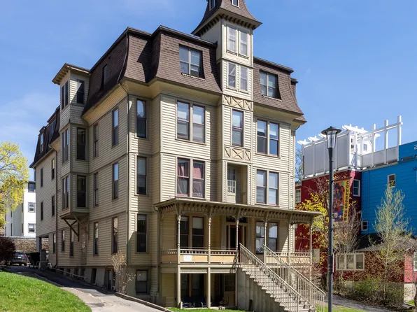 209 College Avenue; Apt 209-6