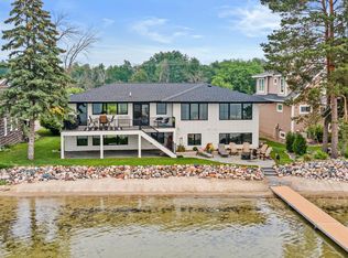 804 County Road I W, Shoreview, MN 55126