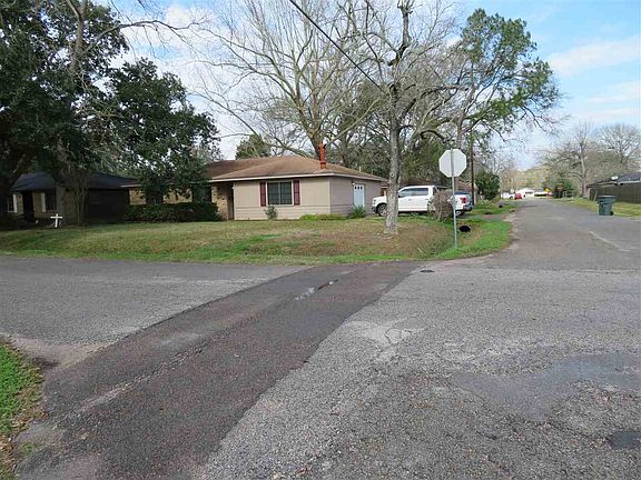 2nd image of 9610 Shepherd Dr