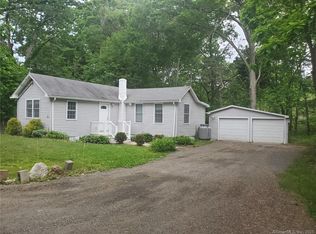 34 Newton Rd, Branford, CT 06405