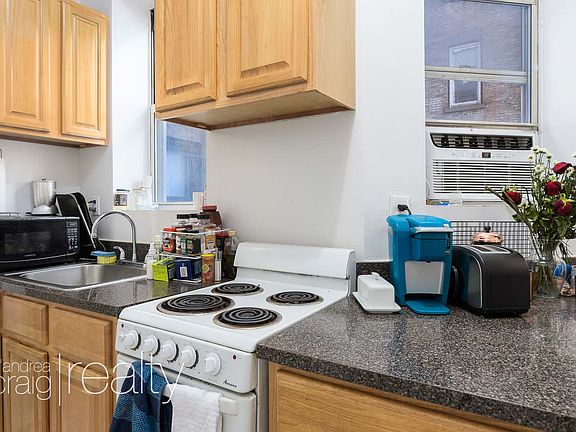 4th image of 221 Avenue A APT 8