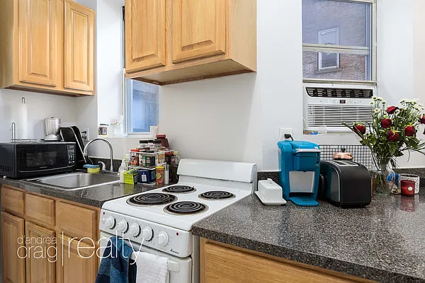 Rented by D'Andrea Craig Realty | media 17