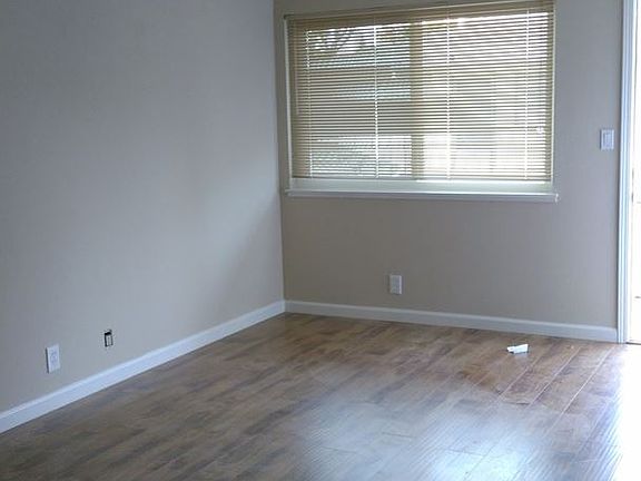 4th image of 5047 Lapa Dr APT 4