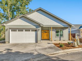 884 Holley Way, Central Pt, OR