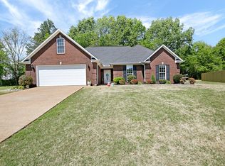 5360 Shoreline Dr, Milan, TN 38358