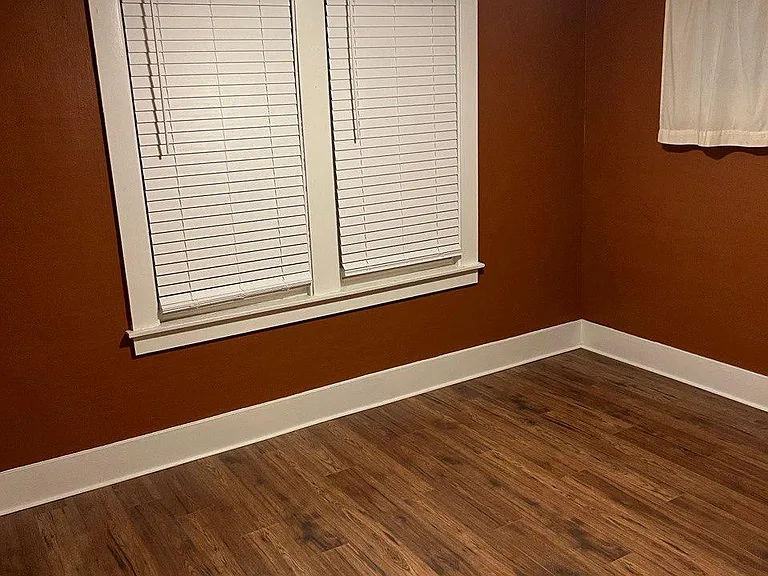 537 E Woodland St — Photo 11